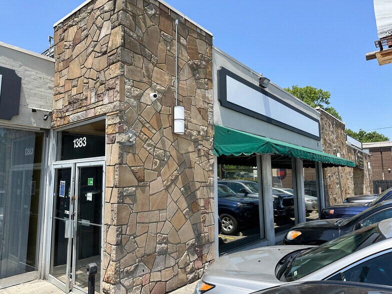 More Photos Of 1431 S Hamilton Rd, Columbus Unknown For Lease