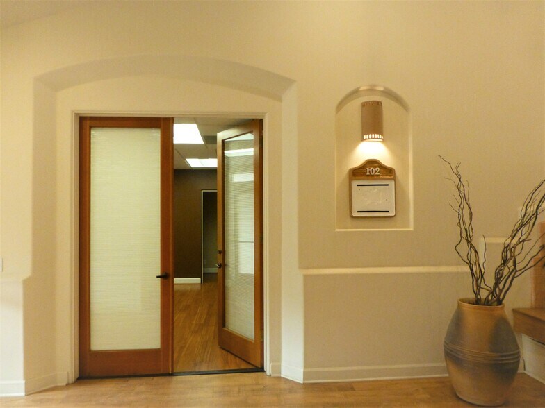 More Photos Of 191 Wilbur Rd, Thousand Oaks Medical For Lease