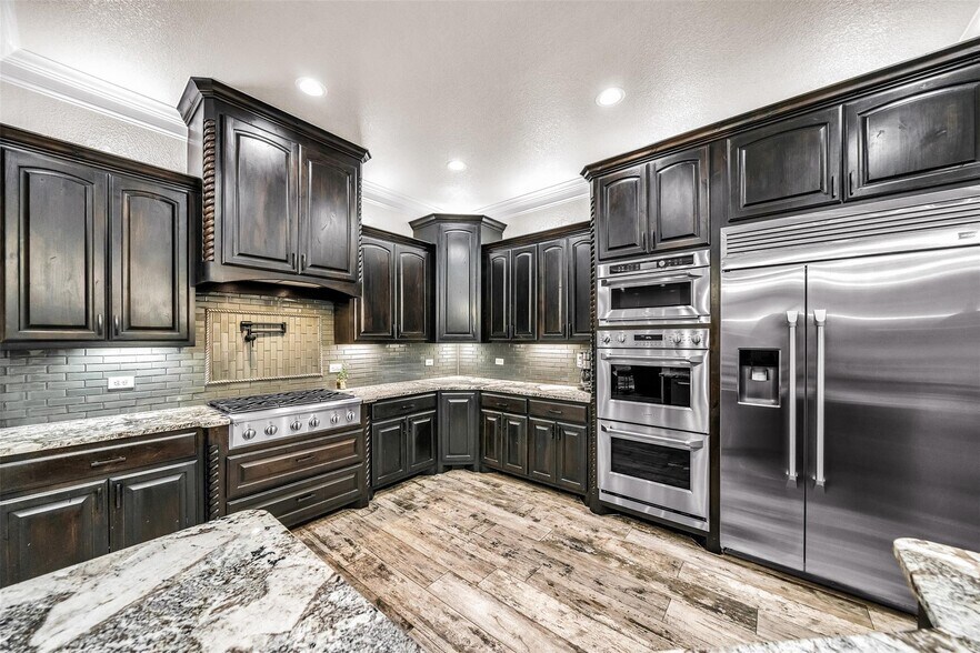 More Photos Of 7839 Blanchard Way, Fort Worth Specialty For Sale