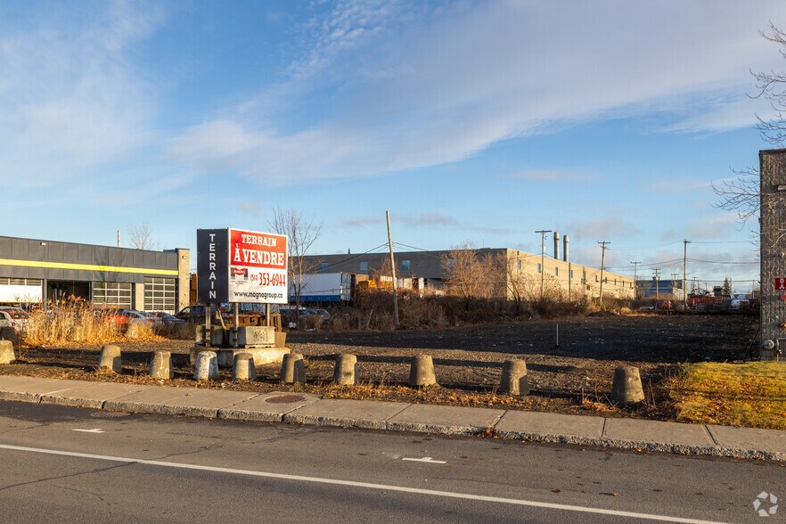 More Photos Of Boul Maurice-Duplessis, Montréal Land For Sale