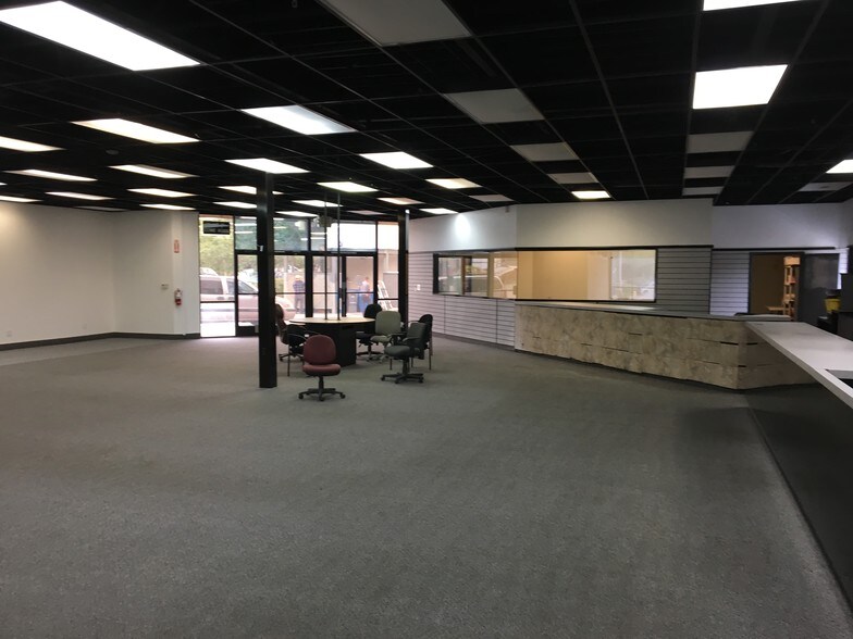 More Photos Of 1375 S De Anza Blvd, Cupertino Restaurant For Sale