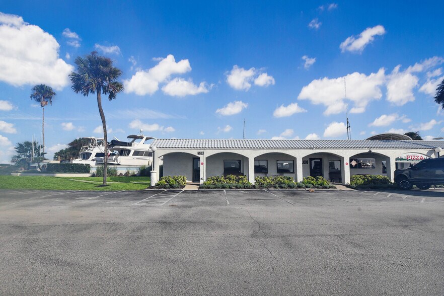 Primary Photo Of 101-121 Yacht Club Dr, Saint Augustine Unknown For Lease