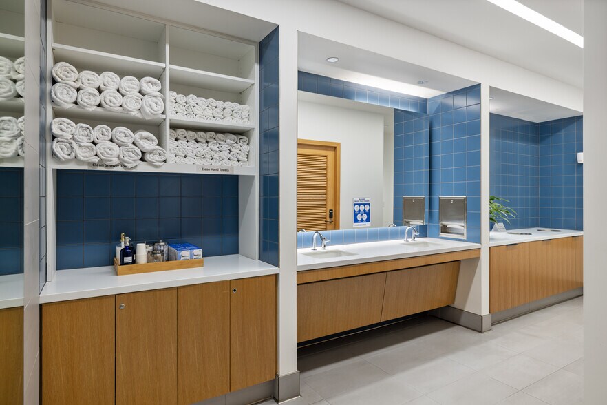 More Photos Of 601 12th St, Oakland Office For Lease