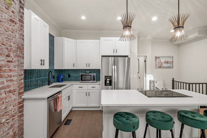 More Photos Of 511 Campbell St, Kansas City Apartments For Sale