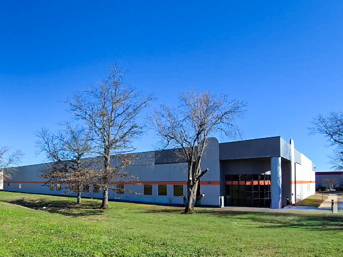 More Photos Of 101 Electronics Blvd SW, Huntsville Industrial For Lease