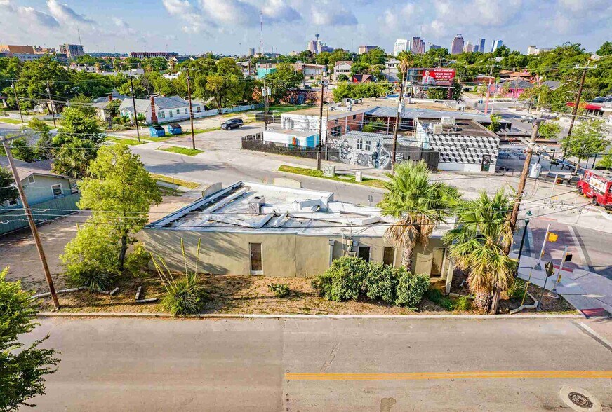 More Photos Of 601 E Ashby Pl, San Antonio Restaurant For Lease