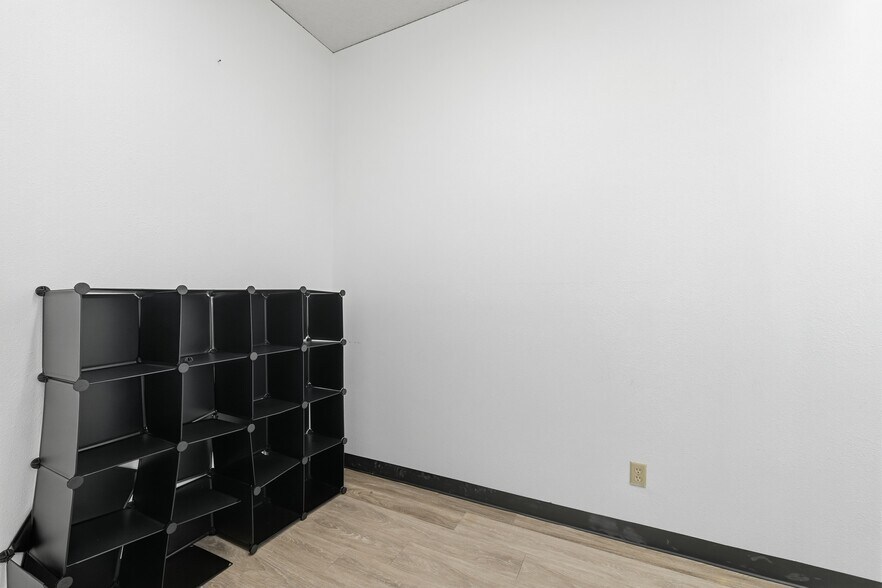 More Photos Of 1270 W Highway 412, Siloam Springs Unknown For Lease