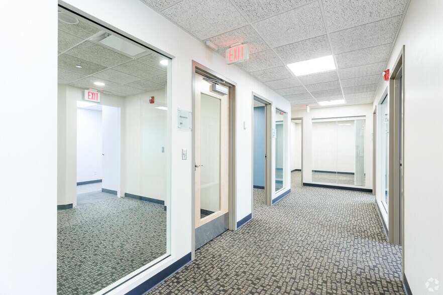 More Photos Of 315 E Eisenhower Pky, Ann Arbor Office For Lease