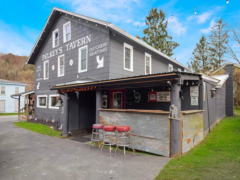 More Photos Of 553 County Road 94, Hankins Restaurant For Sale