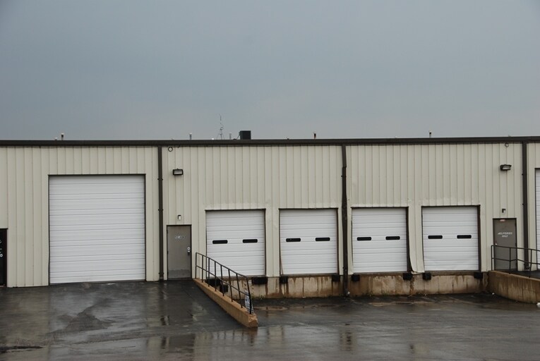 More Photos Of 9210-9228 Trinity Dr, Lake In The Hills Service For Lease