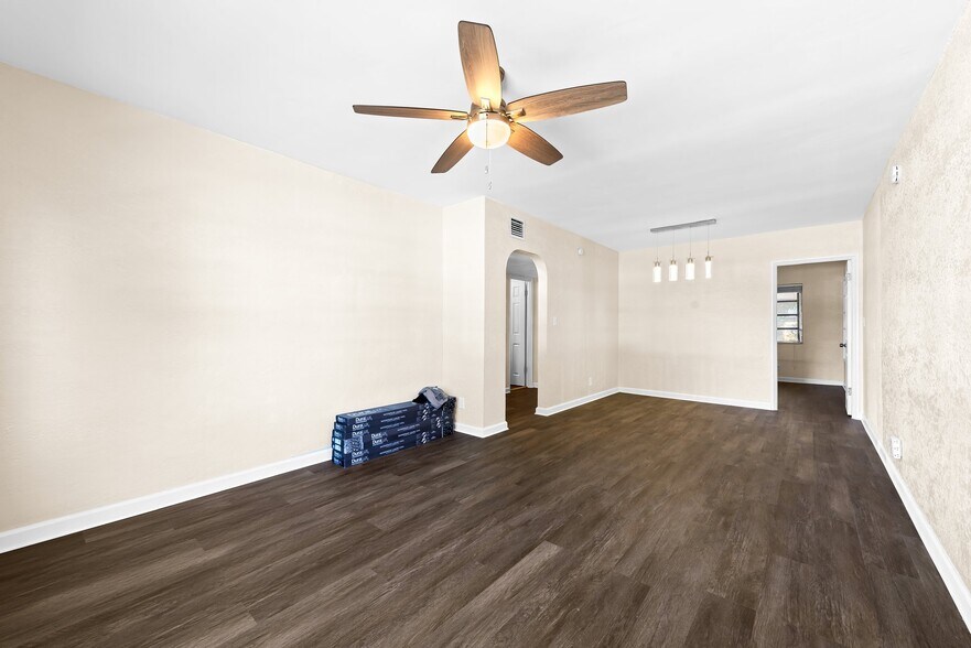 More Photos Of 1311-1315 N 19th Ave, Hollywood Multifamily For Sale