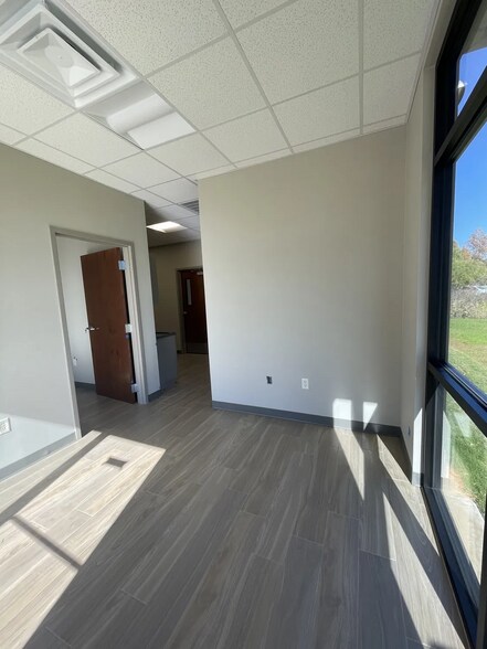 More Photos Of 4671-4675 Marlena St, Bossier City Warehouse For Lease