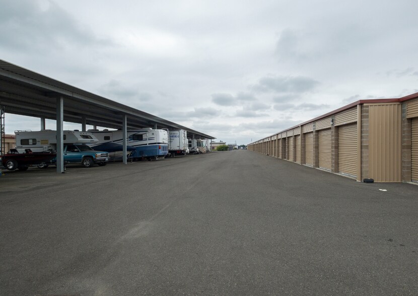 More Photos Of 2035 Commerce St, Enumclaw Self Storage For Sale
