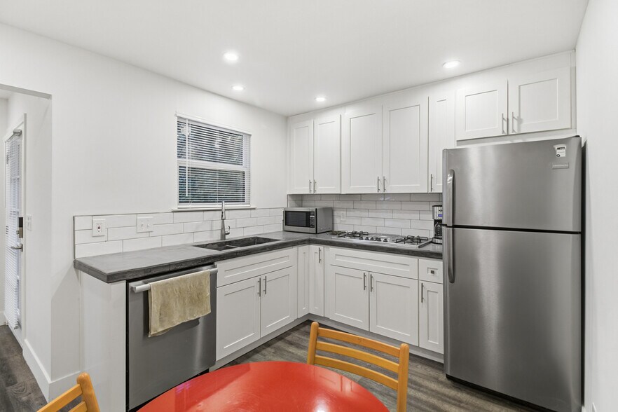 More Photos Of 101 Karsan Dr, Sutter Creek Apartments For Sale