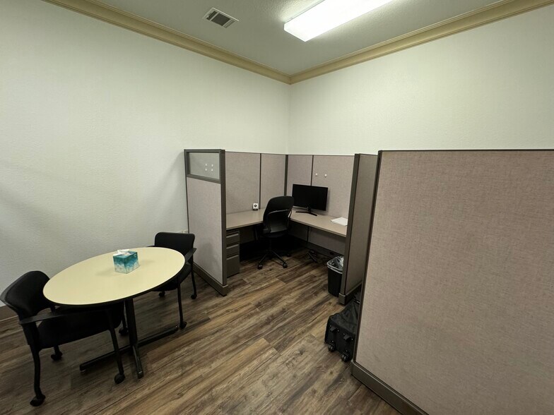 More Photos Of 2271 E Continental Blvd, Southlake Medical For Lease