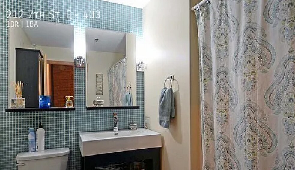 More Photos Of 212 7th St E, Saint Paul Apartments For Sale