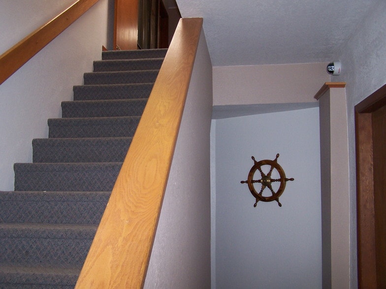 More Photos Of 1111 W Holly St, Bellingham Office For Lease