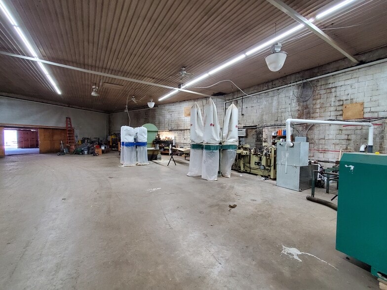 More Photos Of 1408 Glenn Ave, Kannapolis Warehouse For Lease