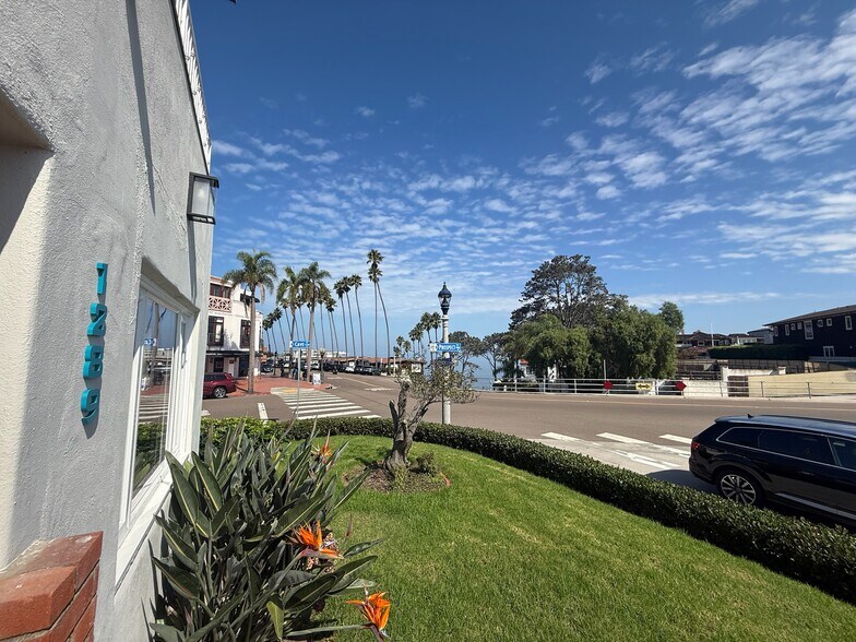 More Photos Of 7880 Exchange Pl, La Jolla Freestanding For Lease