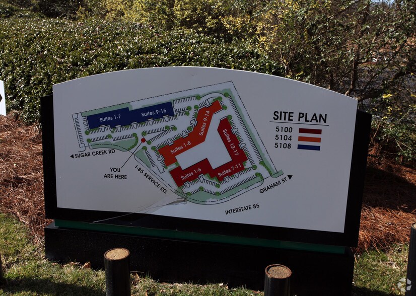 More Photos Of 5104 Reagan Dr, Charlotte Light Distribution For Lease