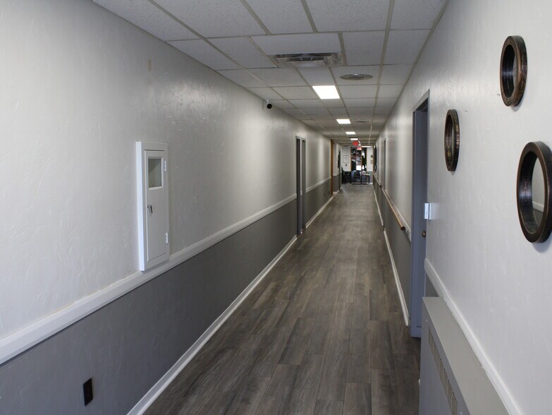 More Photos Of 525 E Division St, Fond Du Lac Medical For Sale
