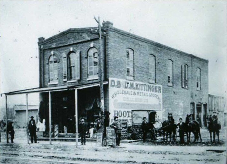 More Photos Of 2514 College Ave, Alton Specialty For Lease