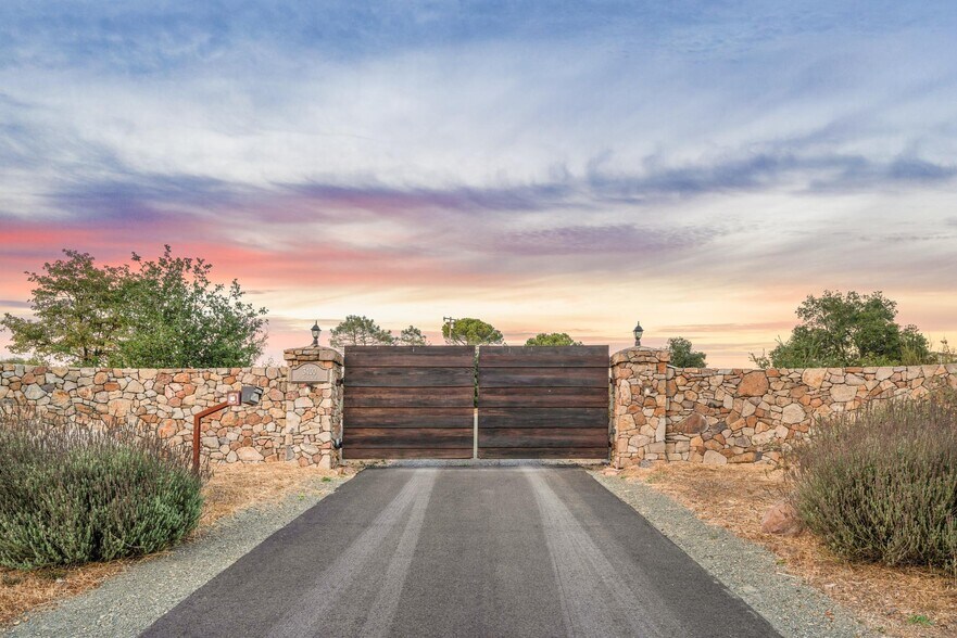More Photos Of 3400 Atlas Peak Rd, Napa Land For Sale