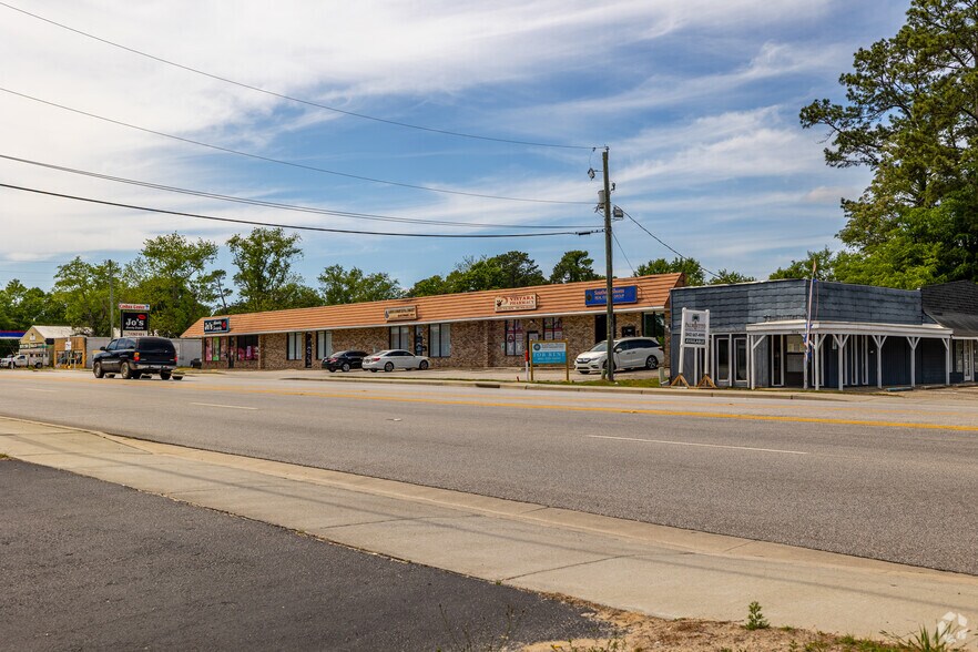 Primary Photo Of 817 S Cashua Dr, Florence Storefront For Sale