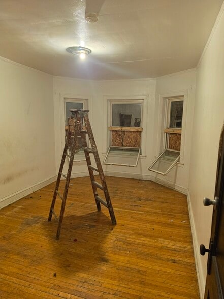 More Photos Of 7954-7958 S Harvard Ave, Chicago Apartments For Sale