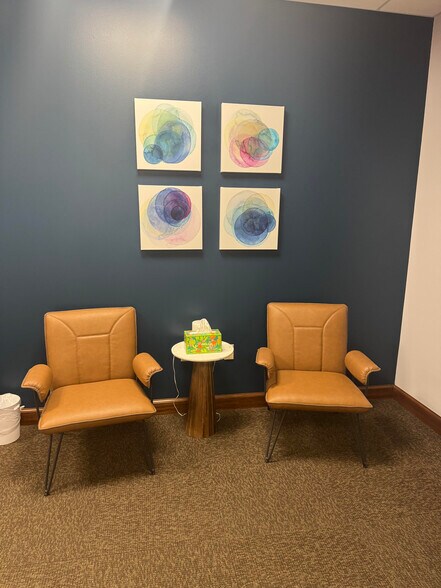 More Photos Of 134 Northwoods Blvd, Columbus Office For Lease