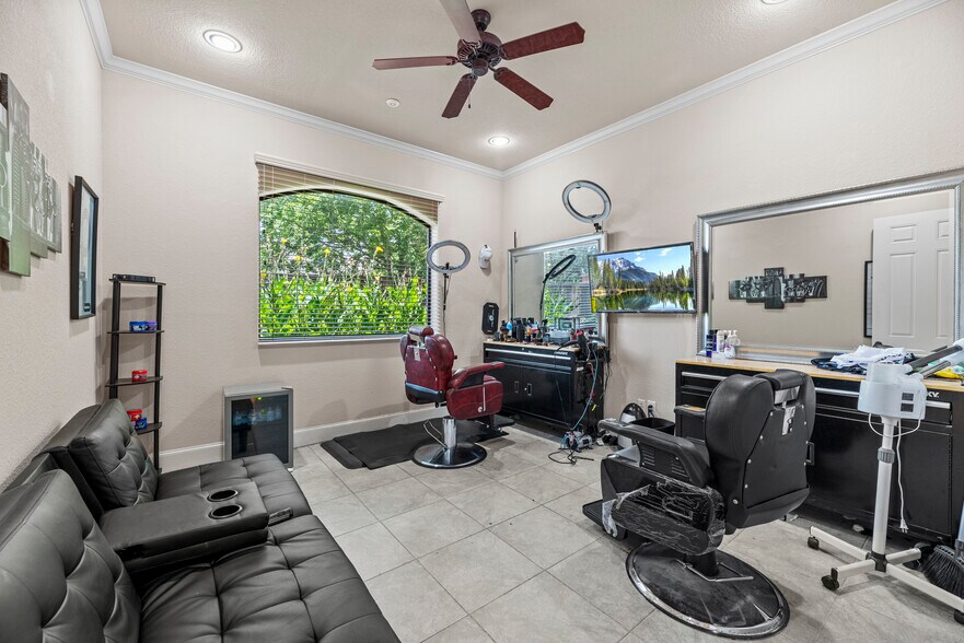 More Photos Of 1840 Snake River Rd, Katy Medical For Sale