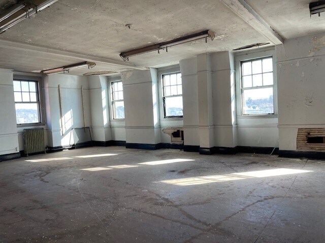 More Photos Of 119-125 Merrimack St, Haverhill Medical For Sale