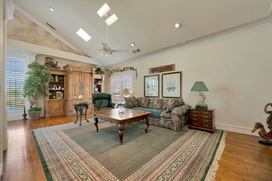 More Photos Of , Euless Unknown For Sale