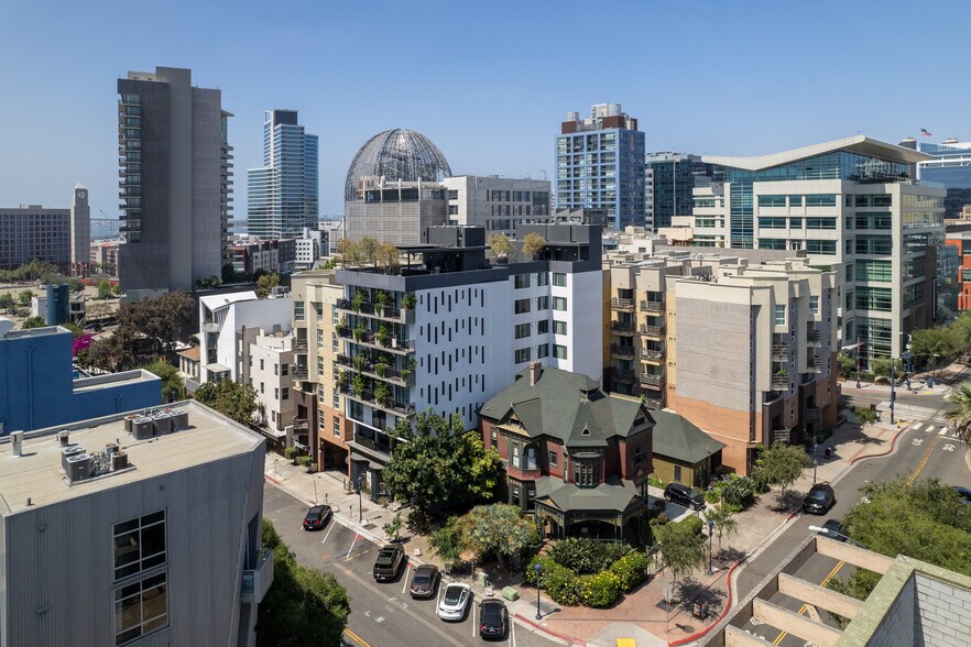 More Photos Of 454 13th St, San Diego Apartments For Sale