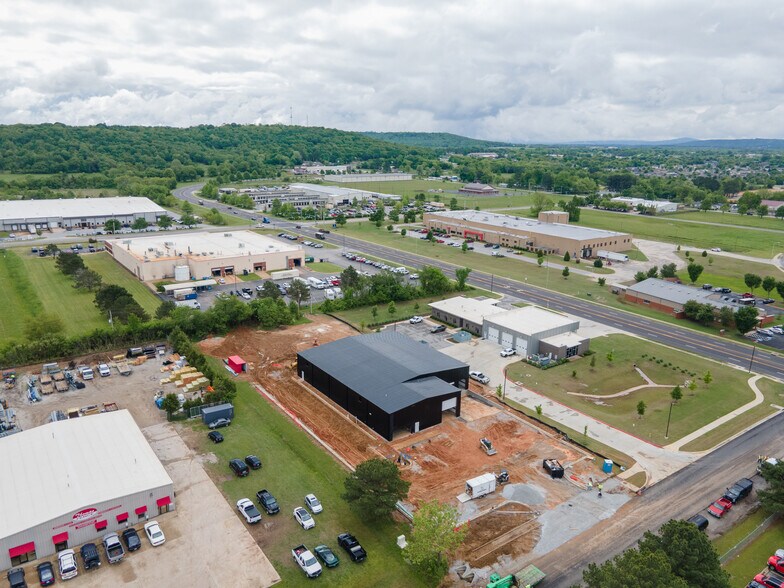 More Photos Of 595 Kawneer dr, Springdale Warehouse For Sale