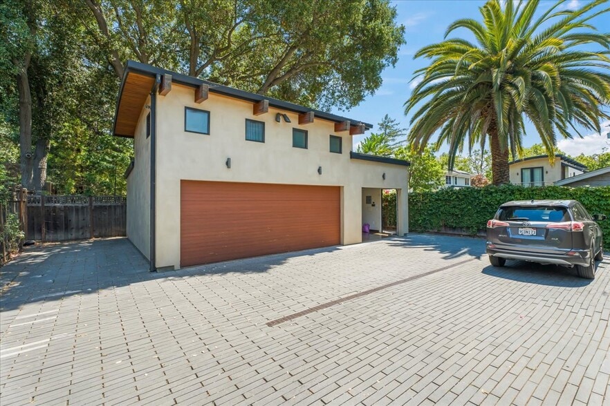 More Photos Of 1751 Alma St, Palo Alto Apartments For Sale