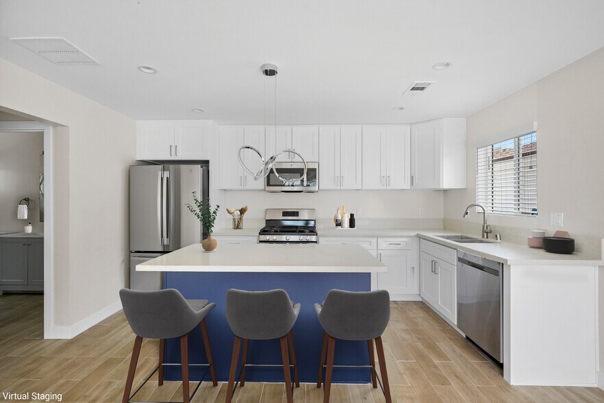 More Photos Of 9027 Lindley Ave, Northridge Apartments For Sale