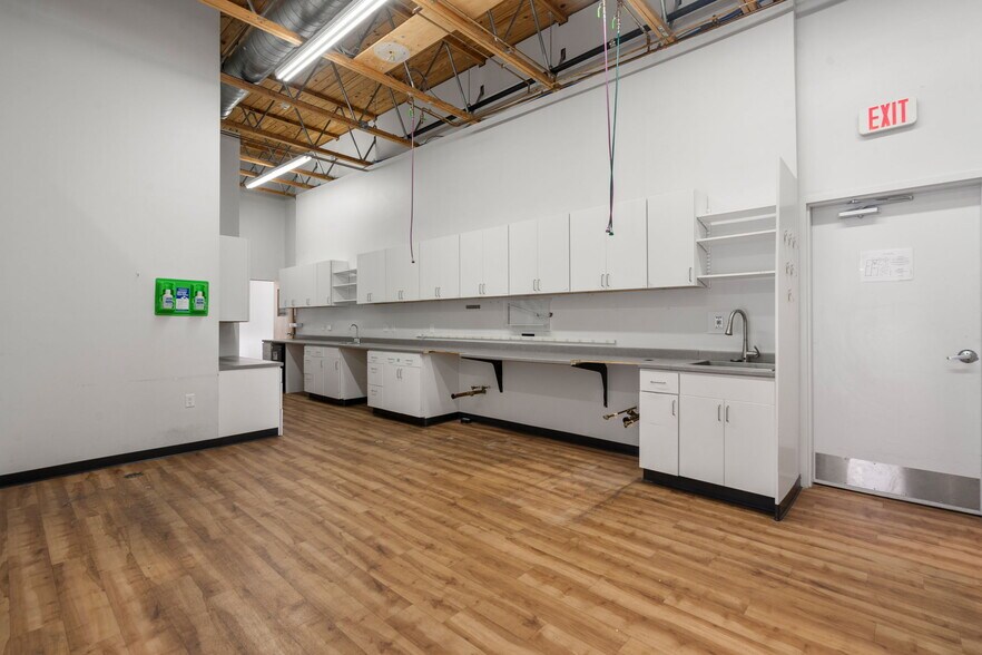 More Photos Of 347-351 Main St, Watertown Freestanding For Lease