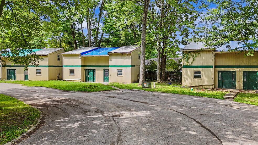 More Photos Of 23 Grand Ave, Norwalk Apartments For Sale