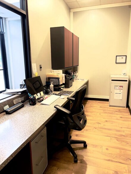 More Photos Of 20325 N 51st Ave, Glendale Medical For Lease