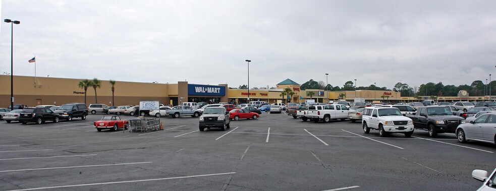 Primary Photo Of 513-669 W 23rd St, Panama City Storefront For Lease