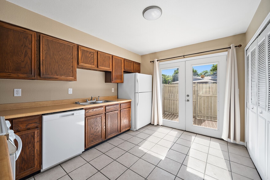 More Photos Of 81 Castle Royal Dr, Pueblo Multifamily For Sale