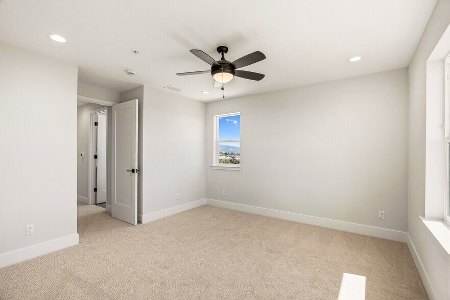 More Photos Of 141 Skyline Vista Way, Watsonville Specialty For Sale