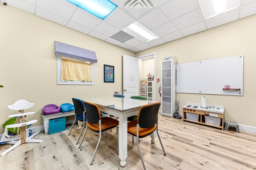 More Photos Of 6520 3rd St, Rockledge Medical For Sale