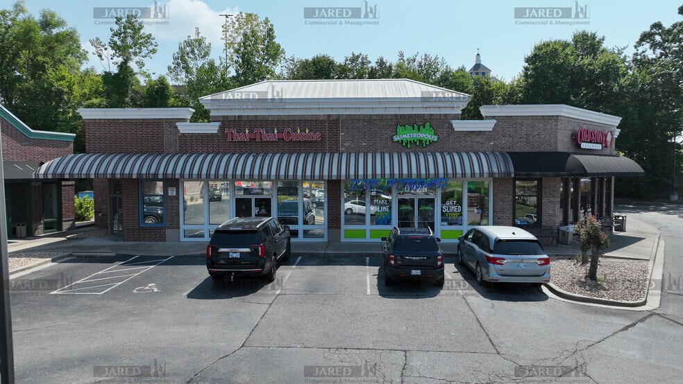 More Photos Of 1615 W Highway 76, Branson Unknown For Lease