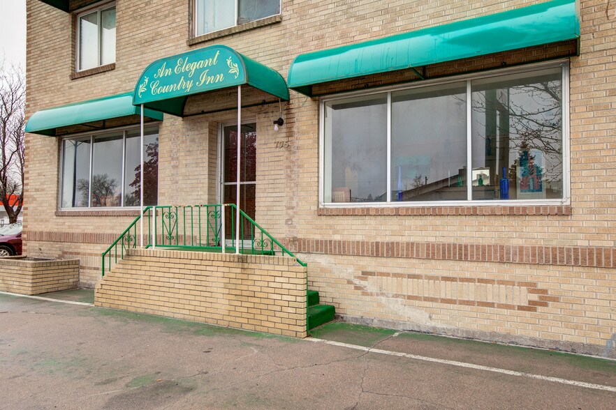 More Photos Of 795 Main St, Limon Hotel For Sale