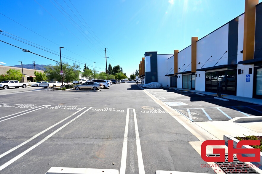 More Photos Of 238-256 W Chestnut Ave, Monrovia Warehouse For Sale