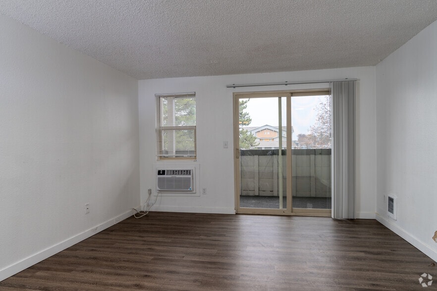 More Photos Of 465 N Arthur St, Kennewick Apartments For Sale