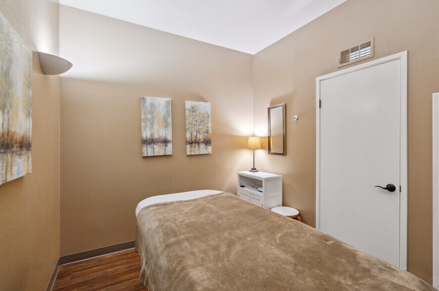 More Photos Of 200 Packet Landing Rd, Alameda Health Club For Sale