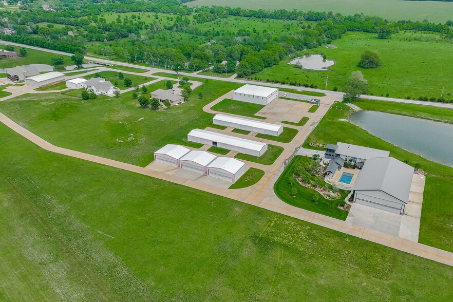 More Photos Of 7015 S 143rd St E, Derby Airplane Hangar For Sale